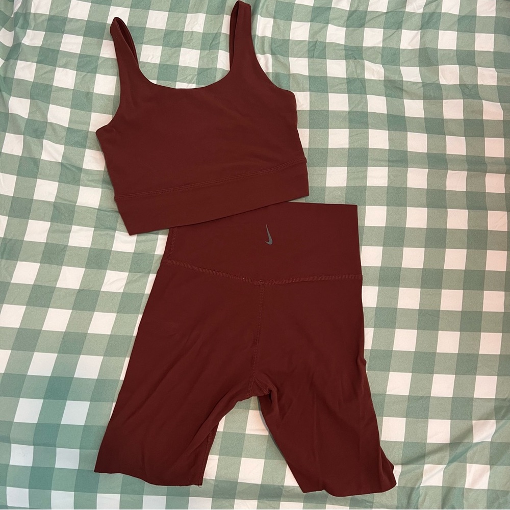 Nike biker short set